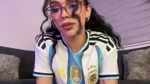 Samantha Bernardo online show from 06.17.26