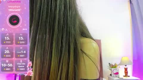 Snapshot of samanthamillher1021 chatting on 10.30.25 samanthamillher1021 online show from 10.30.25