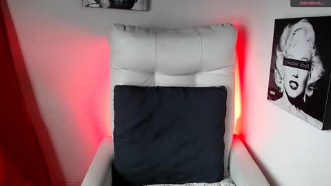 Snapshot of samantharoldan chatting on 03.06.25 Samantha online show from 03.06.25