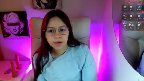 Snapshot of samantharoldan chatting on 01.19.26 Samantha online show from 01.19.26