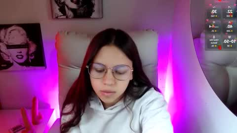 Snapshot of samantharoldan chatting on 02.04.26 Samantha online show from 02.04.26