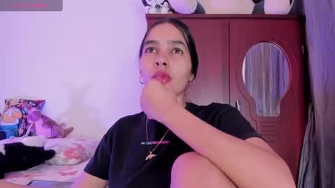 Samara is my name a pleasure delighted that you are here leave your thumb up it is important to me online show from 05.23.26
