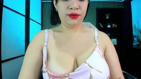 Snapshot of samaraanders chatting on 05.28.26 Samara online show from 05.28.26