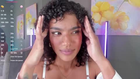 Snapshot of samarhagomez chatting on 10.03.25 Samarha Gomez online show from 10.03.25