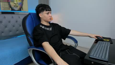 Sam online show from 04.30.26