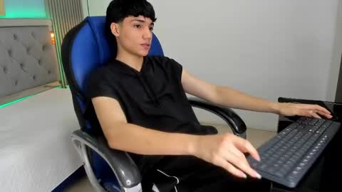 Sam online show from 06.06.26