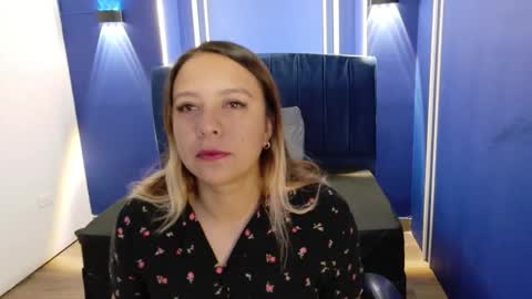 Snapshot of sami_1_8 chatting on 12.14.25 Samy online show from 12.14.25