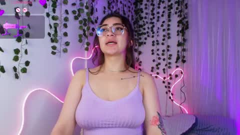 Snapshot of samii_evans chatting on 03.10.26 samii evans online show from 03.10.26