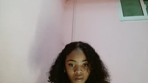 Snapshot of samina2255 chatting on 09.30.25 samina2255 online show from 09.30.25