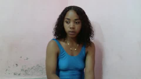 Snapshot of samina2255 chatting on 10.26.25 samina2255 online show from 10.26.25