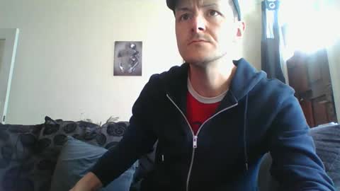 sexy lad looking for fun online show from 02.06.25