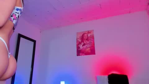 Snapshot of sammy_greyy1 chatting on 10.29.25 sammy_greyy1 online show from 10.29.25