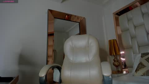 Snapshot of sammy_rios chatting on 12.22.24 Sammy online show from 12.22.24