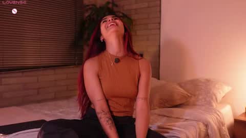 Snapshot of sammylaszlow chatting on 01.07.26 Sammy online show from 01.07.26