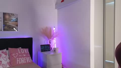 Snapshot of sammypeeks chatting on 02.19.26 SammyPeeks online show from 02.19.26