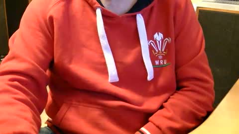 Snapshot of samsenior70 chatting on 11.22.25 Sam online show from 11.22.25