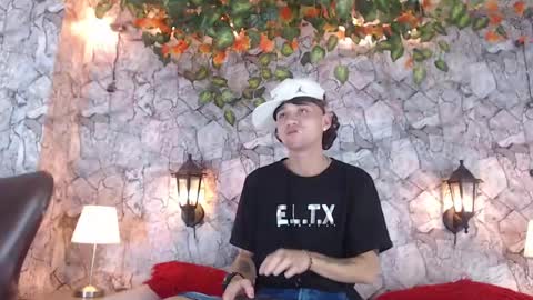 Snapshot of samueel_hilton chatting on 12.13.24 samueel_hilton online show from 12.13.24