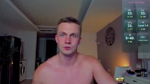 Snapshot of samuel_andrew chatting on 03.25.26 Samuel online show from 03.25.26