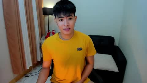 Snapshot of samuelangelo chatting on 12.13.24 Sam online show from 12.13.24