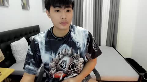 Sam online show from 10.10.25