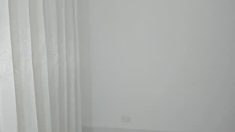 Hello I am absent due to a family calamity I will return soon-hola estoy ausente por un problema familiar volvere pronto. online show from 01.10.25