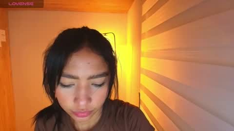 Snapshot of samy_jonnes_ chatting on 08.08.26 Hello I am absent due to a family calamity I will return soon-hola estoy ausente por un problema familiar volvere pronto. online show from 08.08.26