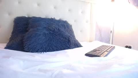 S A M A N T H A  online show from 11.20.25