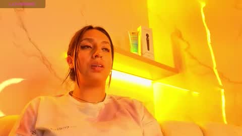 Online 800 to 1400 online show from 10.15.25
