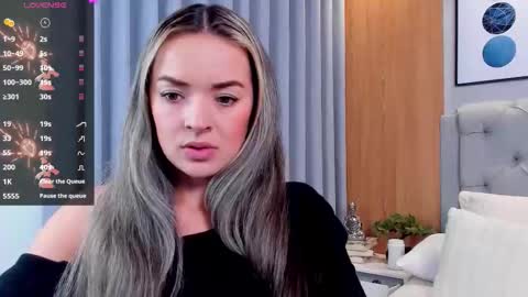 Snapshot of samybennet chatting on 01.06.26 Samy Bennet online show from 01.06.26