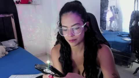 SamyHolbrook online show from 07.11.26