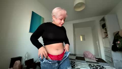 Samymoon online show from 11.01.25