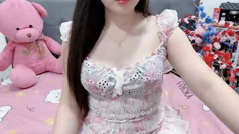 sanami_sian_ online show from 04.22.26