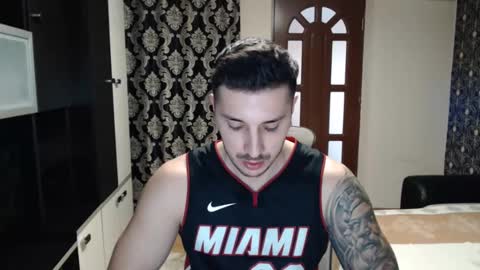 Snapshot of sanchezerik4 chatting on 01.21.25 Sanchez Erik online show from 01.21.25