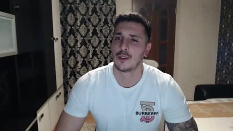 Snapshot of sanchezerik4 chatting on 01.22.25 Sanchez Erik online show from 01.22.25