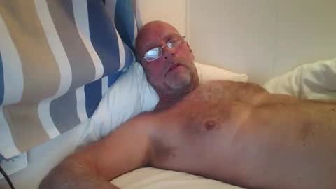 Snapshot of sandnesrune523 chatting on 10.18.25 sandnesrune523 online show from 10.18.25