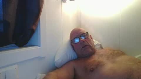 sandnesrune523 online show from 03.10.26