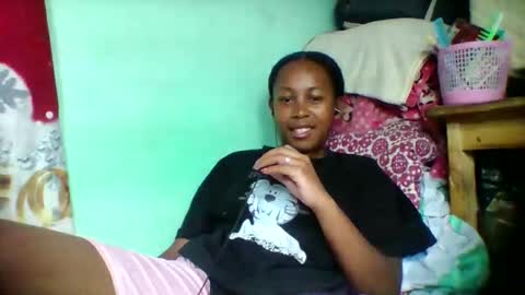 sandra1253099 online show from 10.28.25