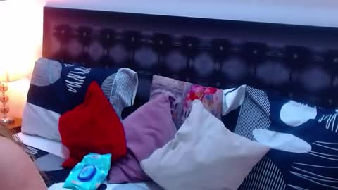 Snapshot of sandra_20_ chatting on 10.26.25 SANDRA online show from 10.26.25