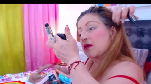 Snapshot of sandra_20_ chatting on 11.08.25 SANDRA online show from 11.08.25