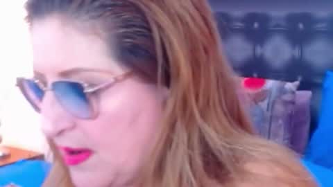 Snapshot of sandra_20_ chatting on 11.15.25 SANDRA online show from 11.15.25