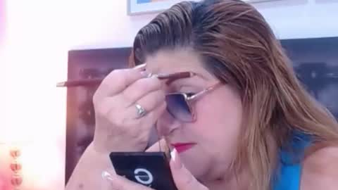 Snapshot of sandra_20_ chatting on 11.24.25 SANDRA online show from 11.24.25