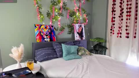 Snapshot of sandra__jackson chatting on 02.18.26 sandra__jackson online show from 02.18.26