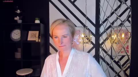 Sandra online show from 02.09.25