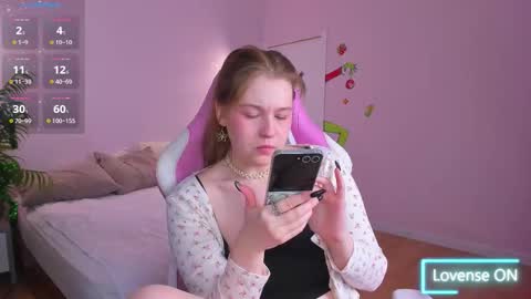 Snapshot of sandra_weaver chatting on 12.14.25 Mira online show from 12.14.25