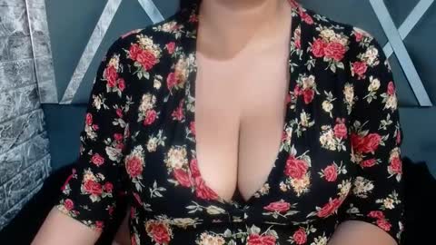 sandraclarkx69 online show from 02.05.25