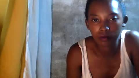 Snapshot of sandrine718 chatting on 01.09.26 sandrine718 online show from 01.09.26