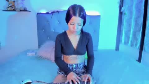 Snapshot of sandy_ass_69_ chatting on 02.11.26 Sandy online show from 02.11.26