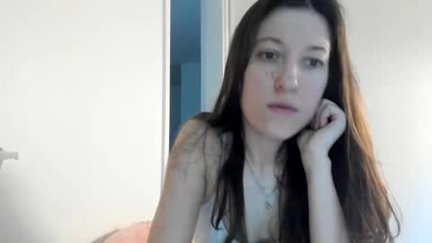 Sandy online show from 12.04.25