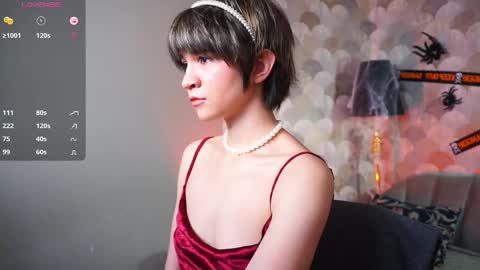 Snapshot of sandzu_ chatting on 11.01.25 Viola online show from 11.01.25