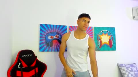 Snapshot of santana_maximo chatting on 02.24.26 Maximo Santana online show from 02.24.26